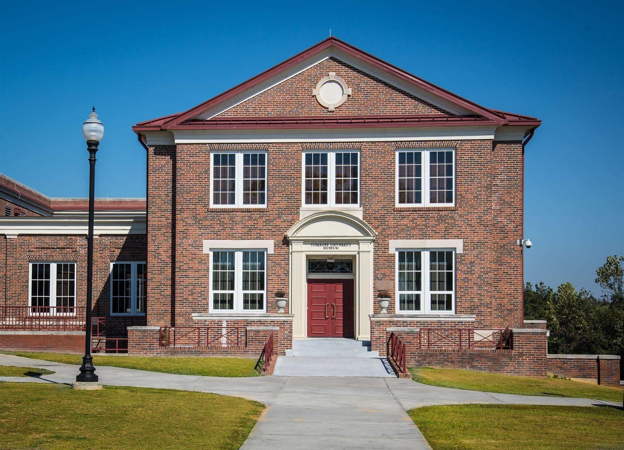 Kellogg Hotel And Conference Center Tuskegee Exterior photo